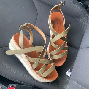 Lucky Brand Sandals